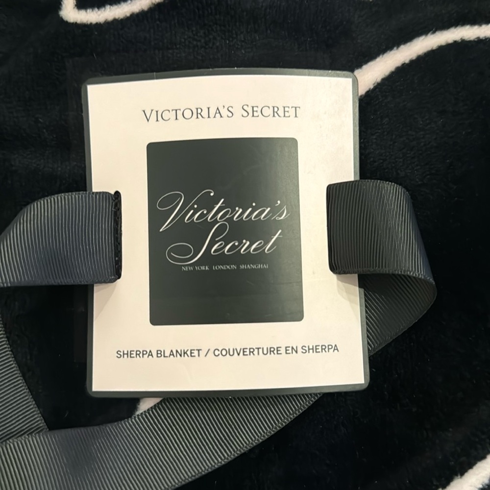Victoria Secret Sherpa Blanket